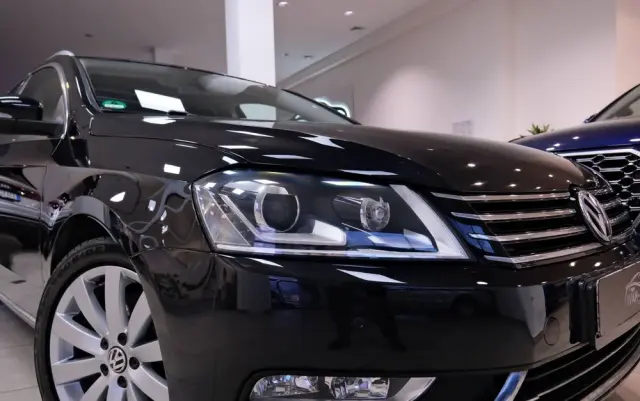 VOLKSWAGEN Passat 2.0 TDI Highline DSG