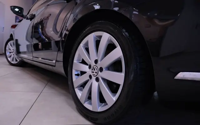 VOLKSWAGEN Passat 2.0 TDI Highline DSG