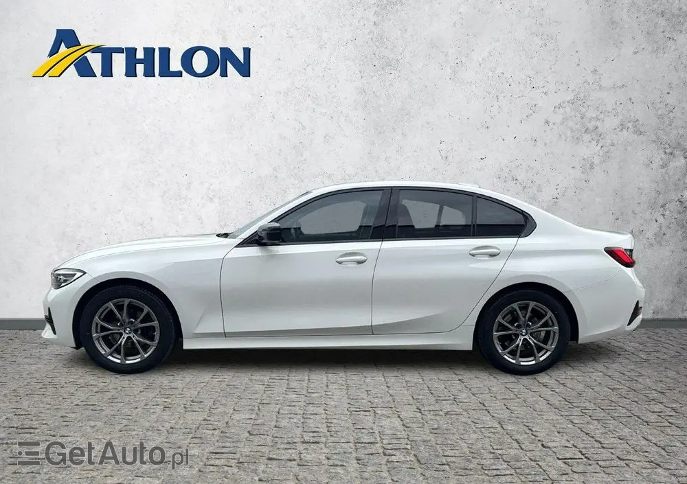 BMW Seria 3 318i Sport Line