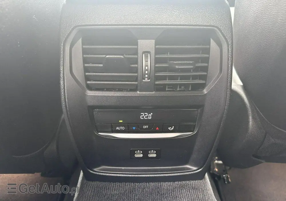 BMW Seria 3 318i Sport Line