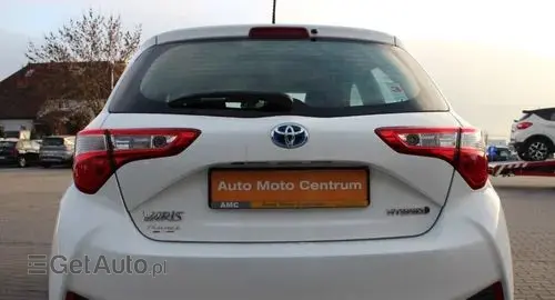 TOYOTA Yaris 
