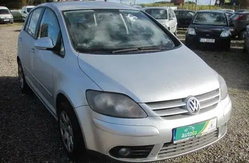 VOLKSWAGEN Golf Plus 