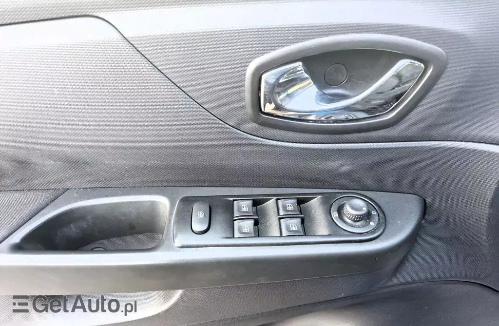 RENAULT Captur 0.9 TCe (90 KM) start&stop