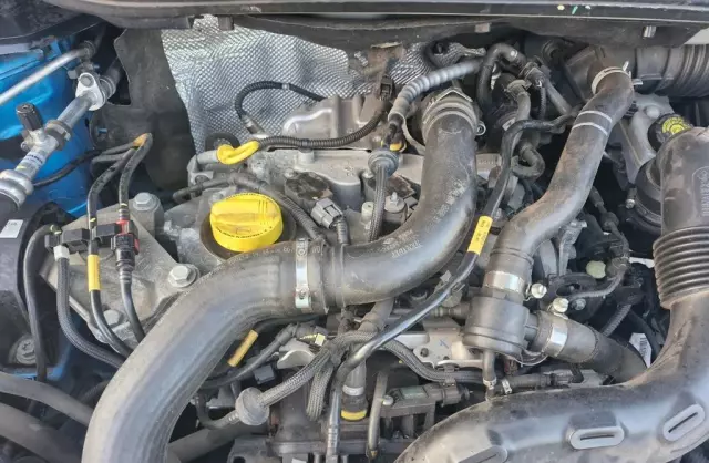 RENAULT Captur 0.9 TCe (90 KM) start&stop