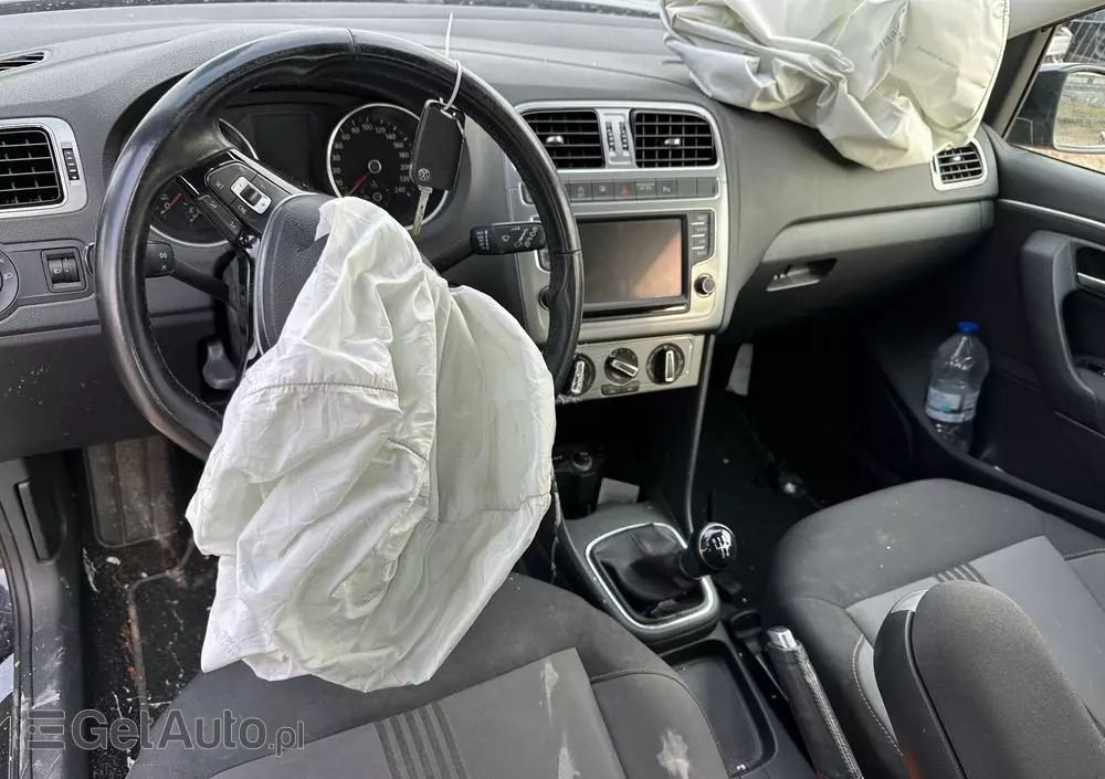 VOLKSWAGEN Polo 1.2 TSI (Blue Motion Technology) Comfortline
