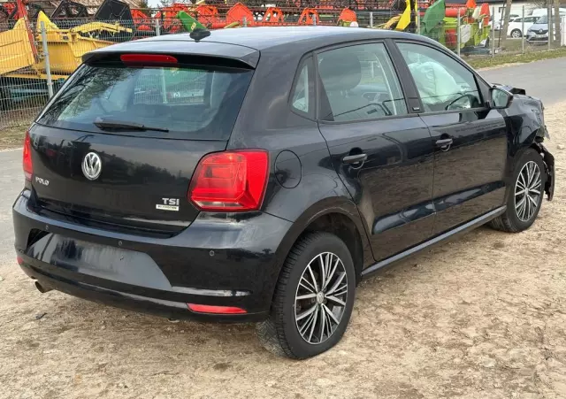 VOLKSWAGEN Polo 1.2 TSI (Blue Motion Technology) Comfortline