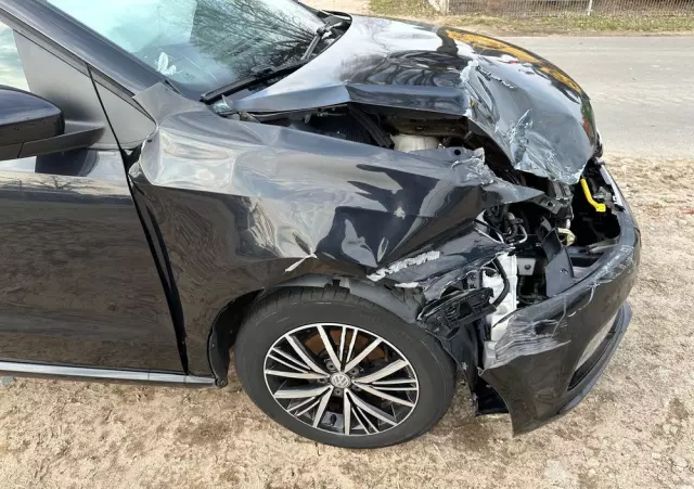 VOLKSWAGEN Polo 1.2 TSI (Blue Motion Technology) Comfortline