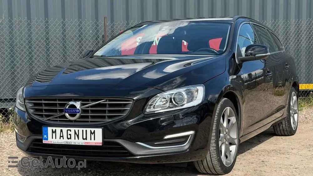 VOLVO V60 D3 Drive-E Momentum
