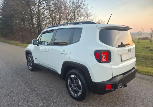 JEEP Renegade 1.4 MultiAir DSG Business Line