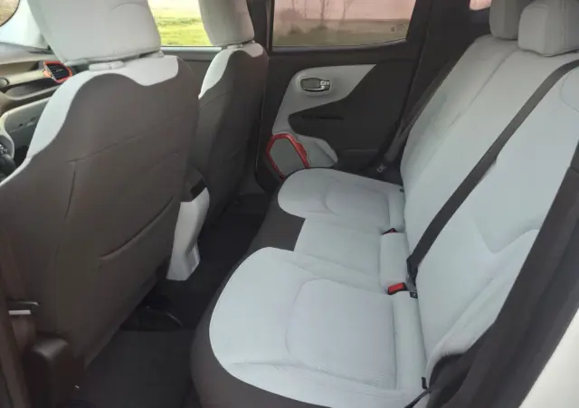 JEEP Renegade 1.4 MultiAir DSG Business Line