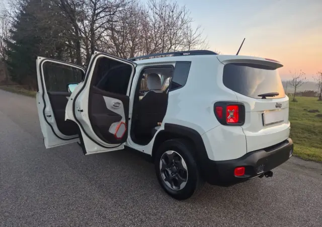 JEEP Renegade 1.4 MultiAir DSG Business Line