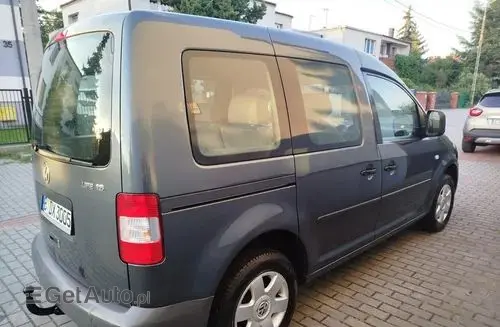 VOLKSWAGEN Caddy 
