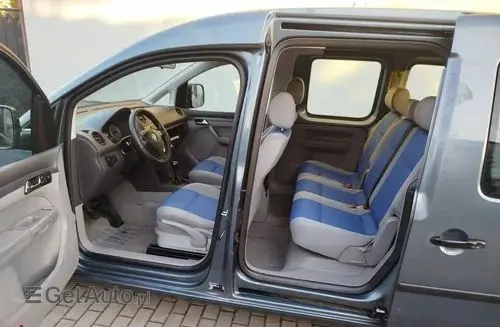 VOLKSWAGEN Caddy 