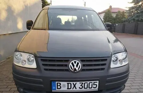 VOLKSWAGEN Caddy 