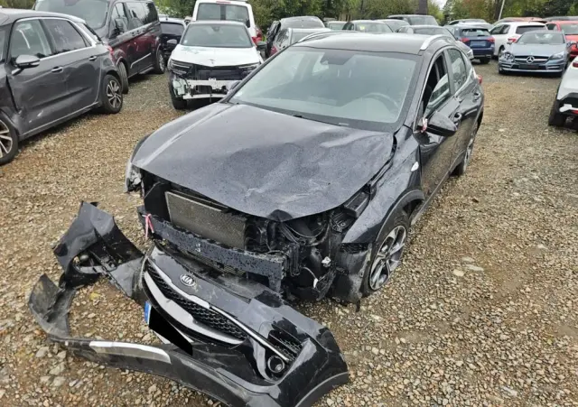 KIA XCeed 1.6 CRDi PLATINUM EDITION