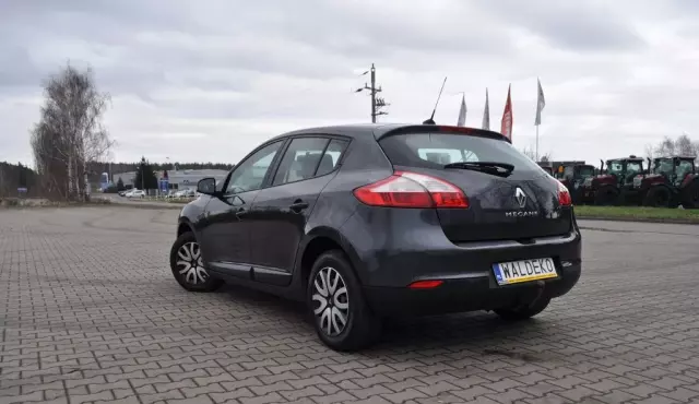 RENAULT Megane 