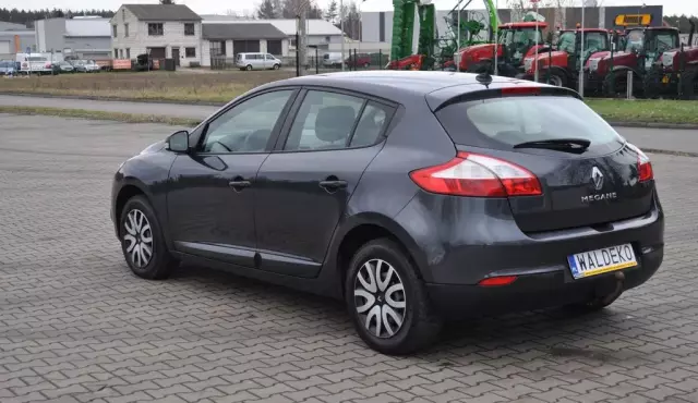 RENAULT Megane 
