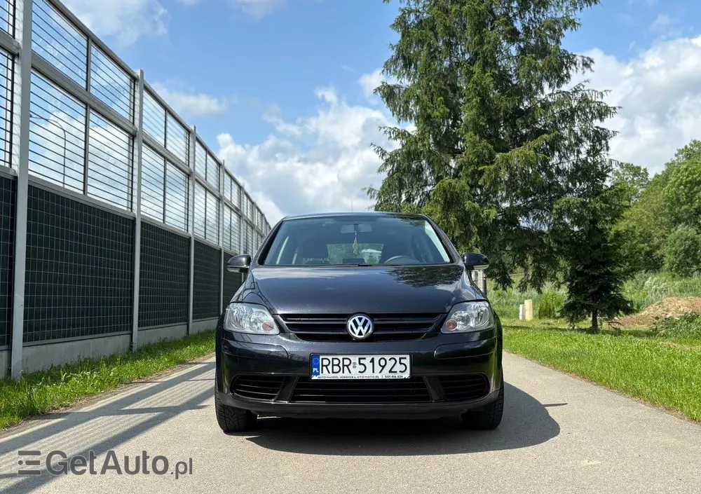 VOLKSWAGEN Golf Plus 