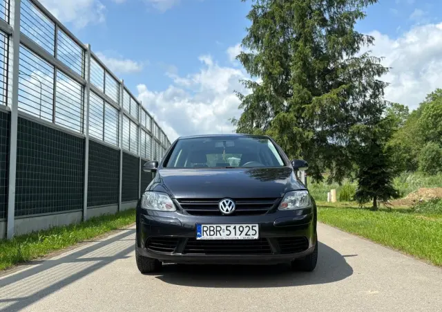 VOLKSWAGEN Golf Plus 