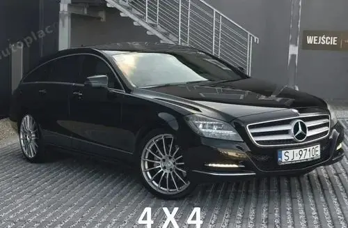 MERCEDES-BENZ CLS 