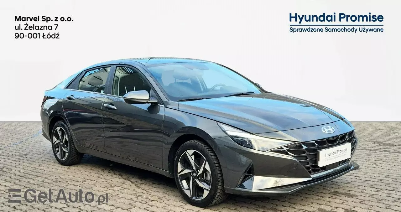 HYUNDAI Elantra 