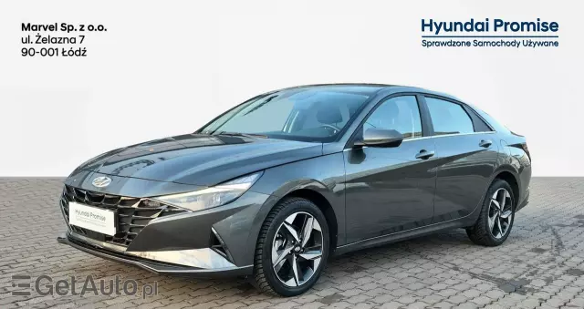 HYUNDAI Elantra 