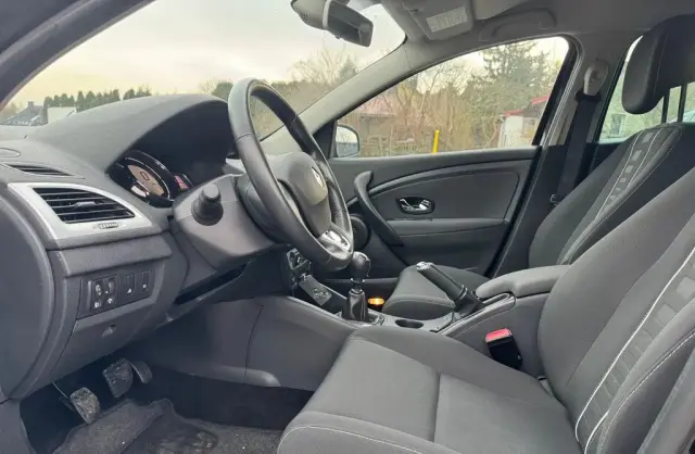 RENAULT Megane 