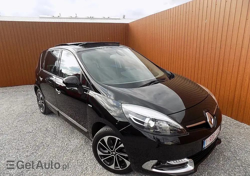 RENAULT Scenic Energy TCe 130 S&S Bose Edition