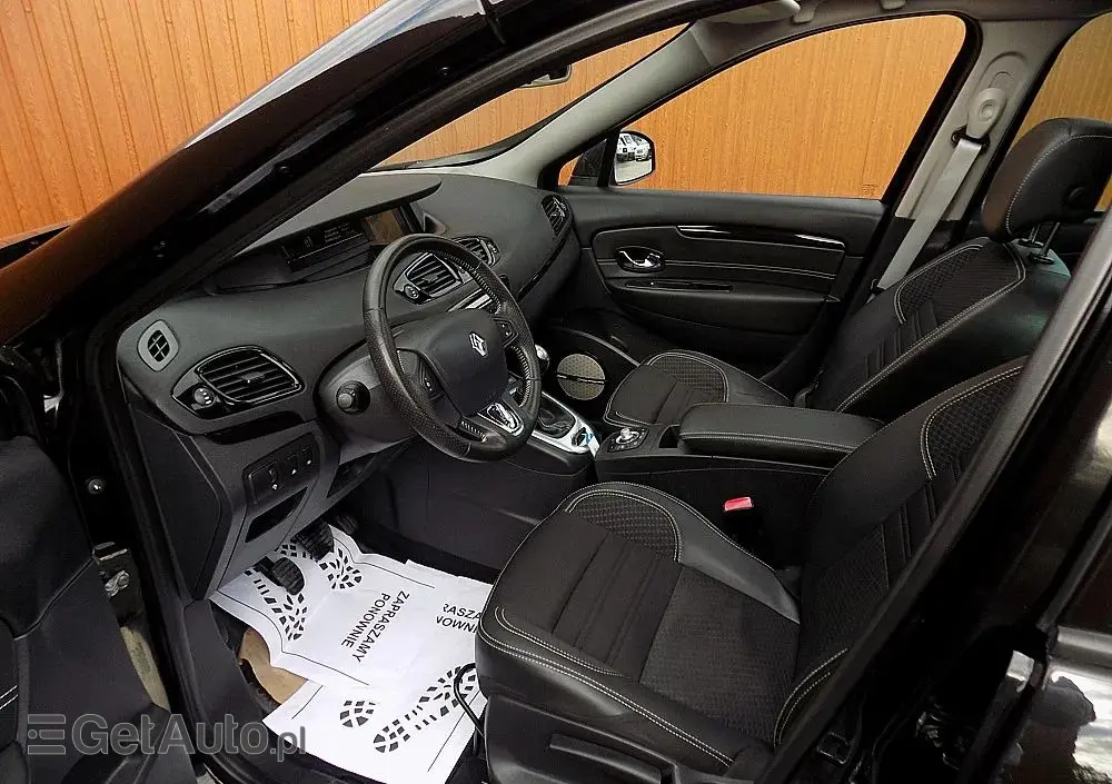 RENAULT Scenic Energy TCe 130 S&S Bose Edition