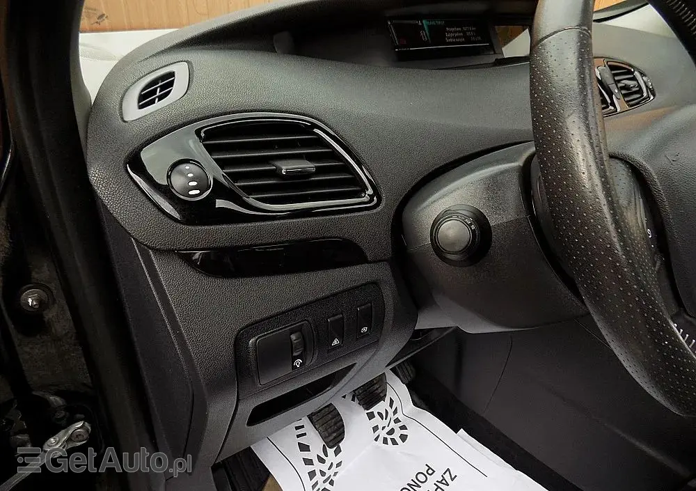 RENAULT Scenic Energy TCe 130 S&S Bose Edition