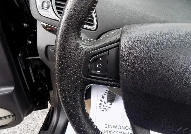 RENAULT Scenic Energy TCe 130 S&S Bose Edition