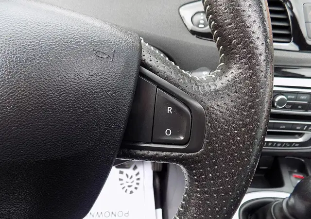 RENAULT Scenic Energy TCe 130 S&S Bose Edition