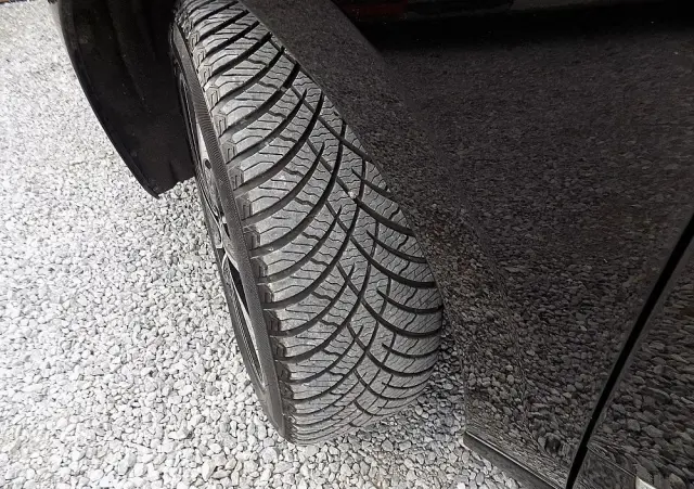 RENAULT Scenic Energy TCe 130 S&S Bose Edition