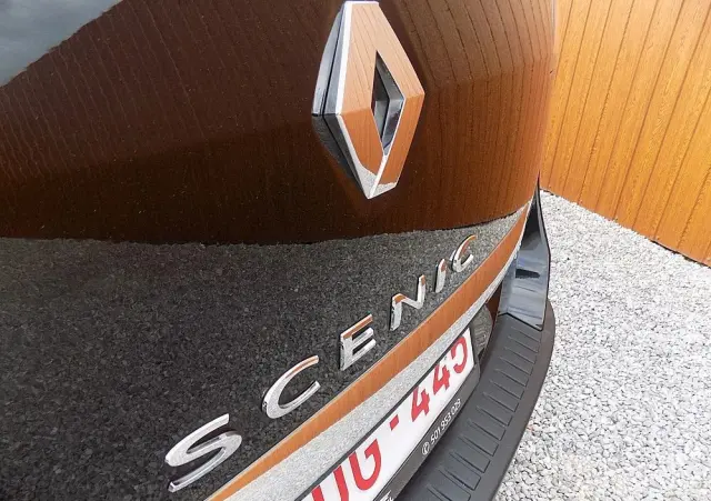 RENAULT Scenic Energy TCe 130 S&S Bose Edition
