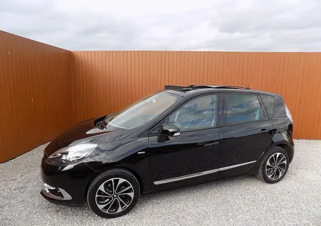 RENAULT Scenic Energy TCe 130 S&S Bose Edition