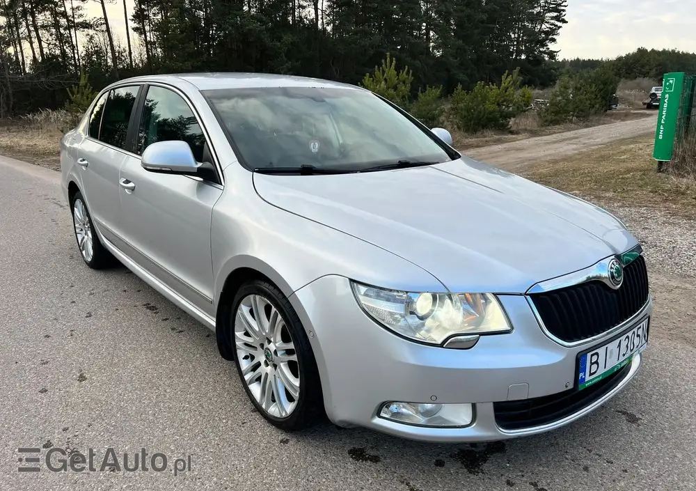 SKODA Superb 2.0 TSI Platinum DSG