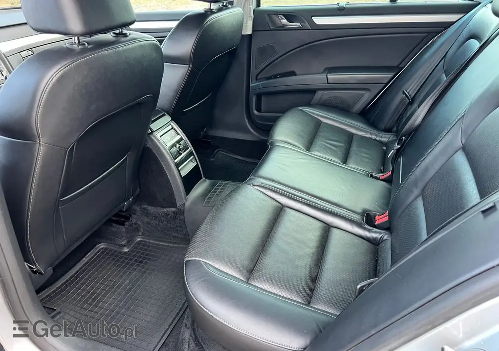 SKODA Superb 2.0 TSI Platinum DSG