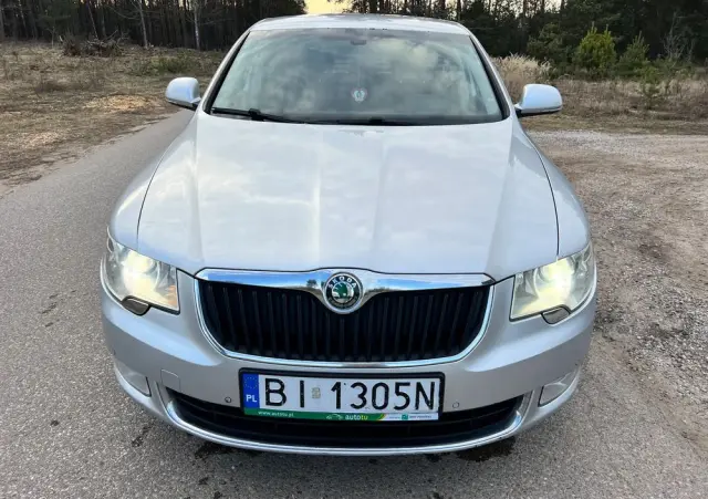 SKODA Superb 2.0 TSI Platinum DSG