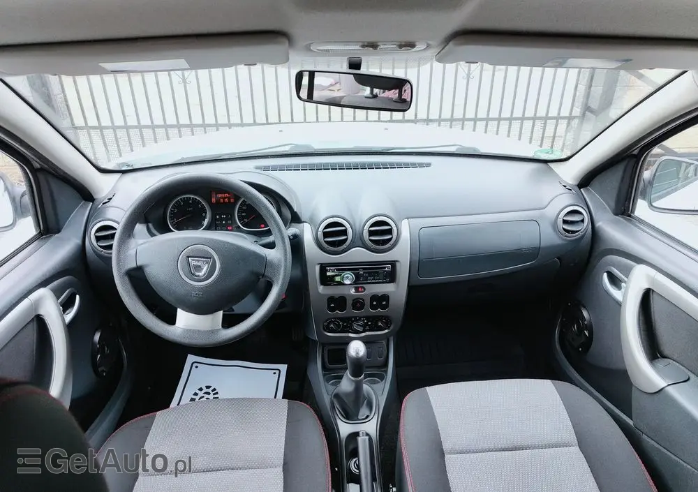 DACIA Duster 1.6 16V 105 4x2 Essentiel