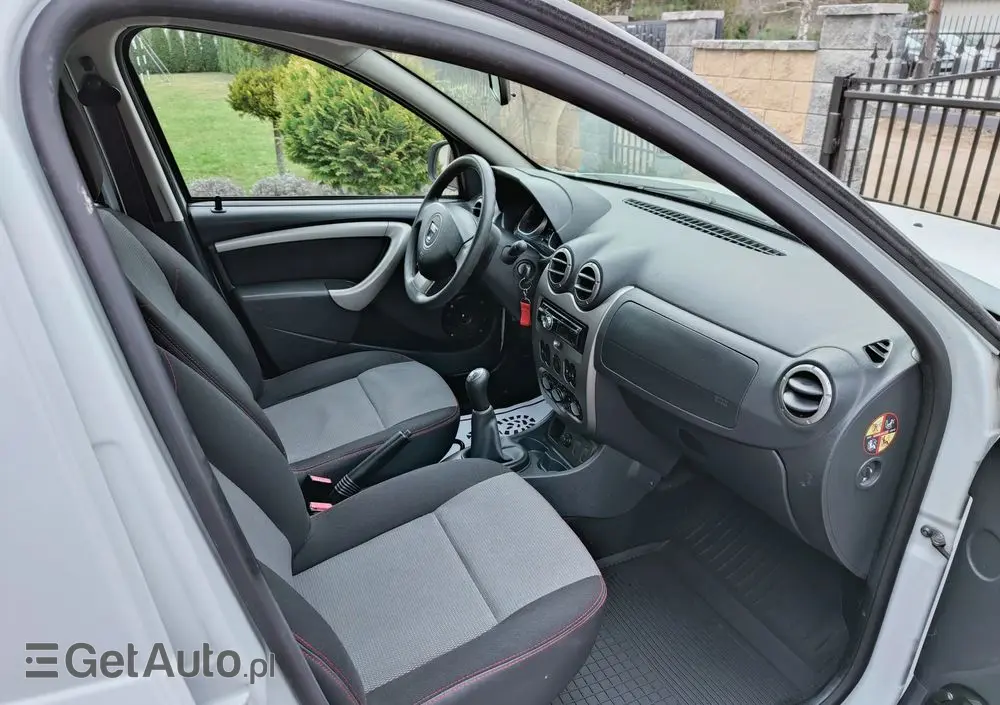 DACIA Duster 1.6 16V 105 4x2 Essentiel