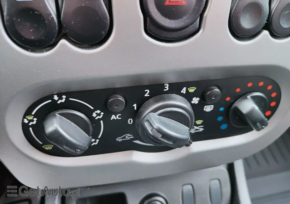 DACIA Duster 1.6 16V 105 4x2 Essentiel