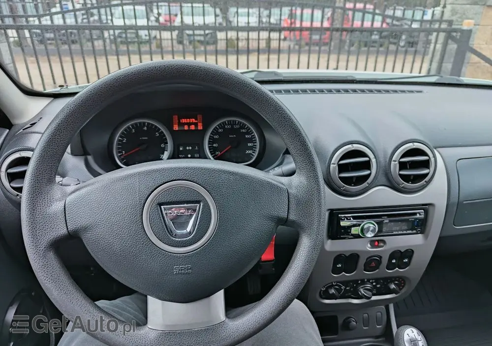 DACIA Duster 1.6 16V 105 4x2 Essentiel