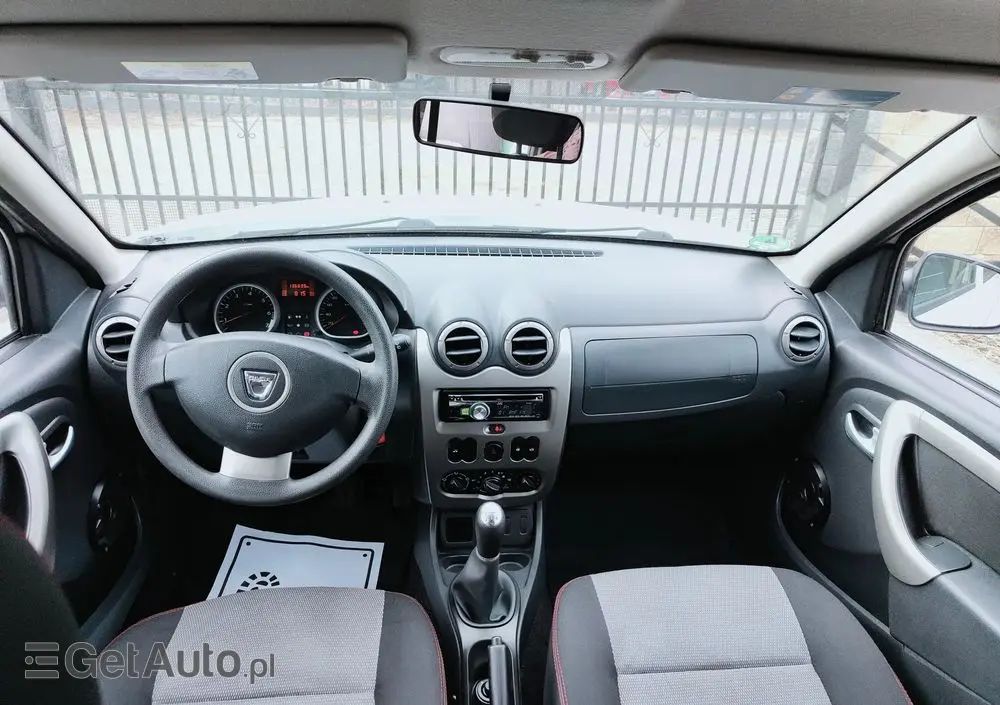 DACIA Duster 1.6 16V 105 4x2 Essentiel