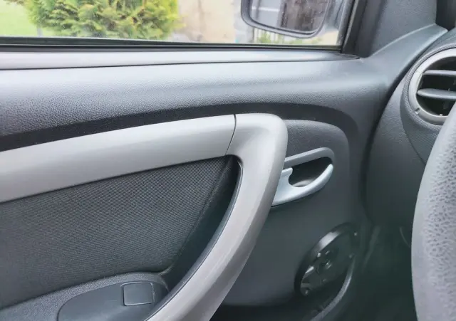 DACIA Duster 1.6 16V 105 4x2 Essentiel