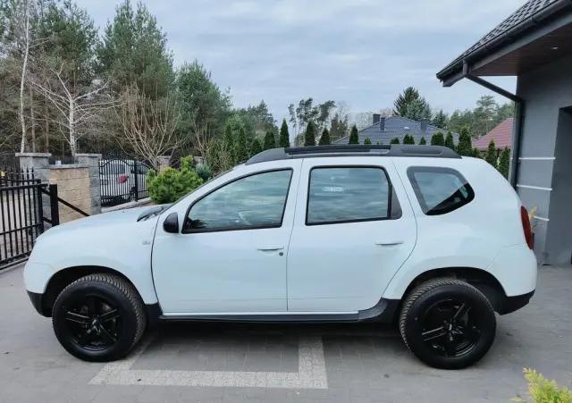 DACIA Duster 1.6 16V 105 4x2 Essentiel