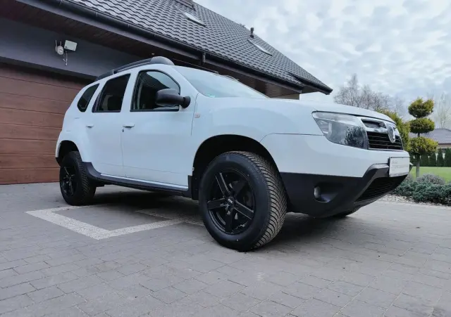 DACIA Duster 1.6 16V 105 4x2 Essentiel