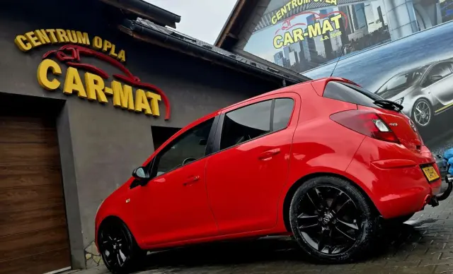OPEL Corsa 1.4 16V Innovation