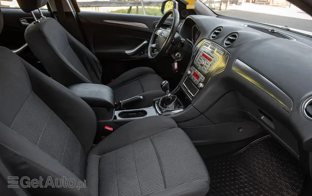 FORD Mondeo 1.8 TDCi Ghia