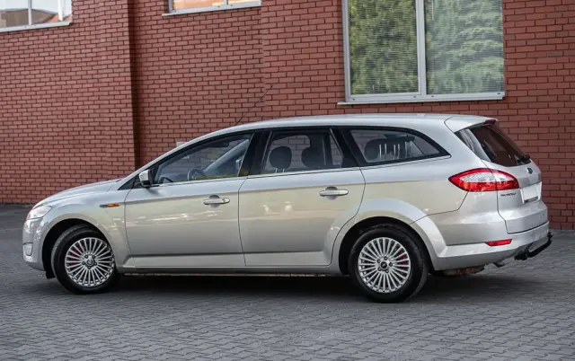 FORD Mondeo 1.8 TDCi Ghia