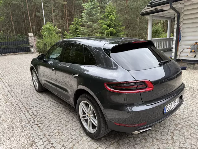 PORSCHE Macan Macan